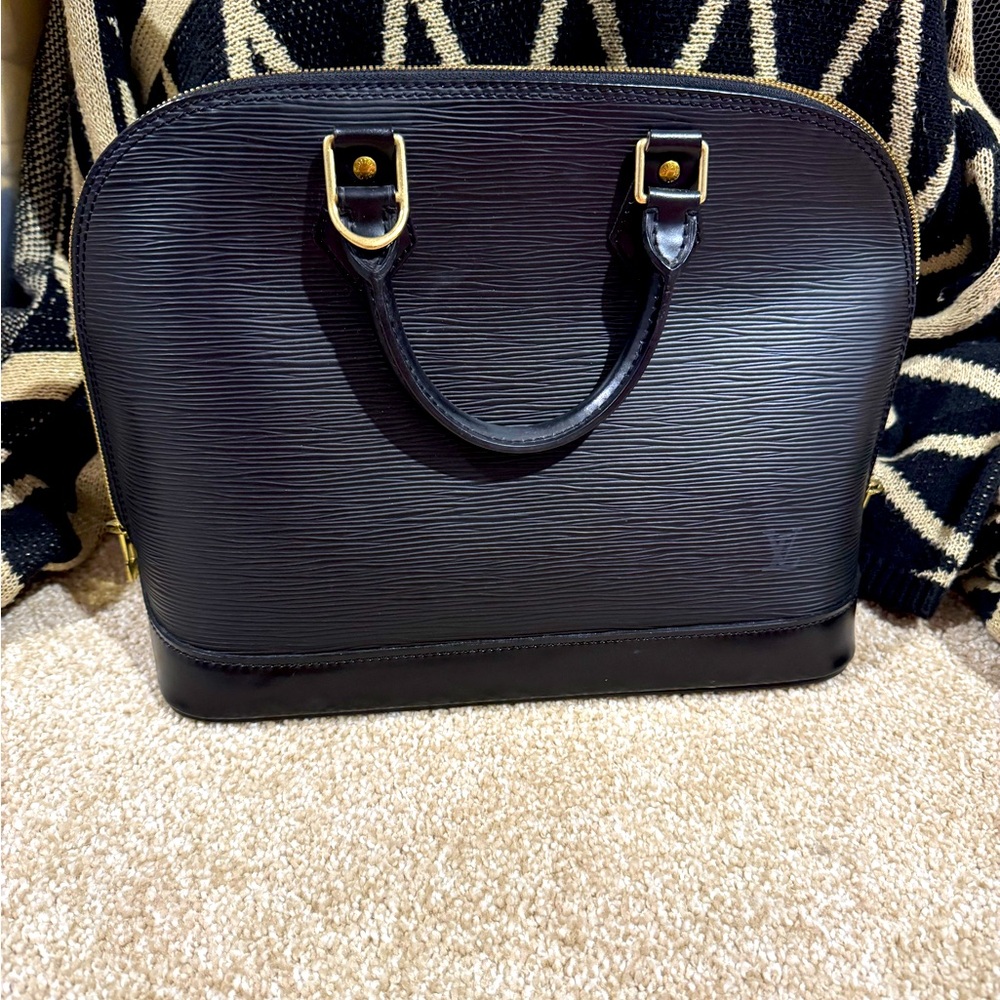 Louis Vuitton Black Alma Epi Leather Handbag PM